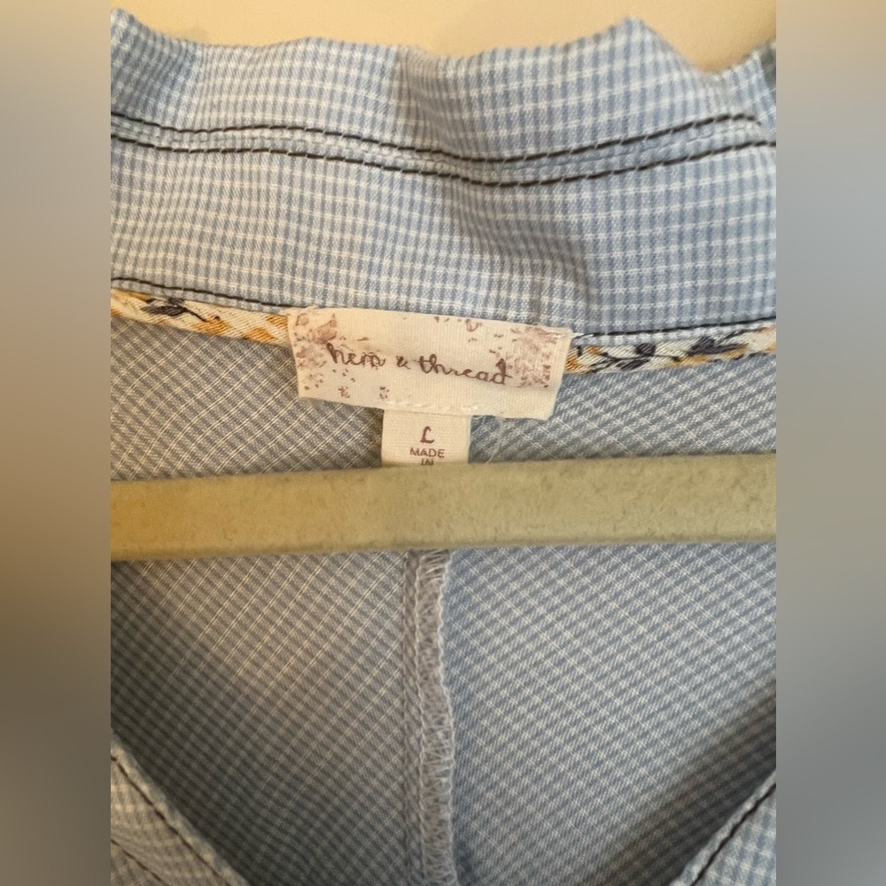 Hem & Thread Button Down Top - Large - image 5